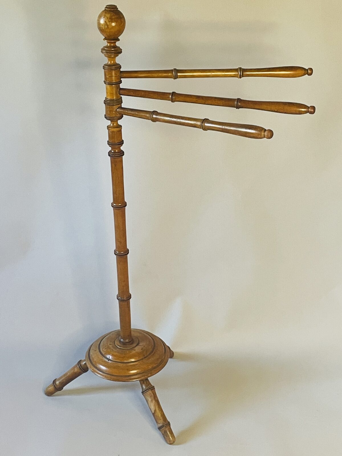 Antique Towel Rails Archives | Miranda Willes